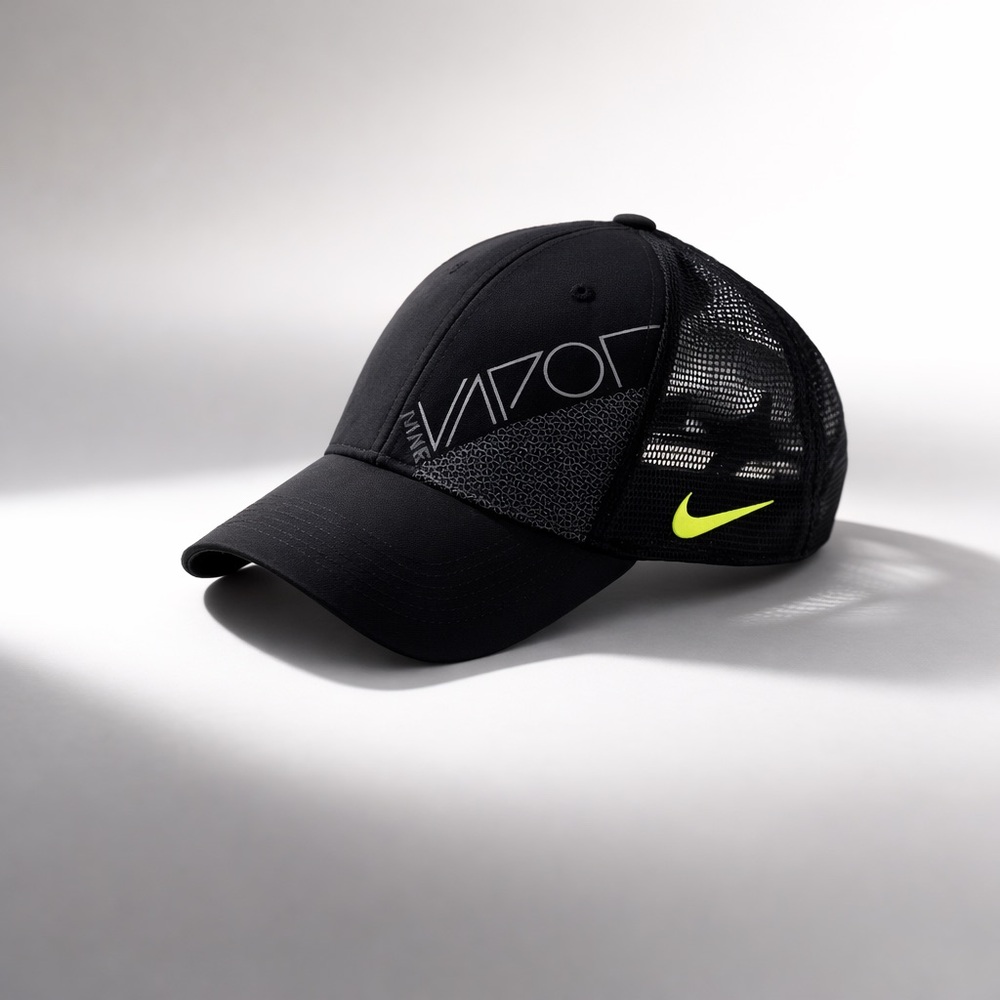 Black Nike Golf Hat